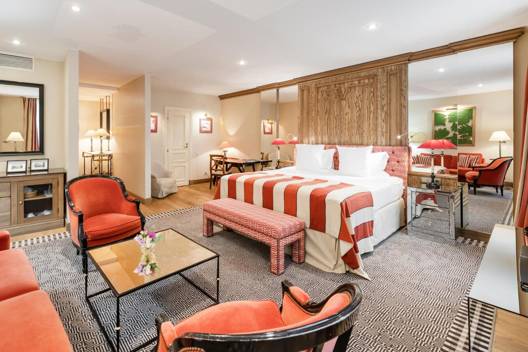เรอแล แอนด์ ชาโต สติกลีไอ โฮเต็ล Aparthotel วิลนีอุส ภายนอก รูปภาพ